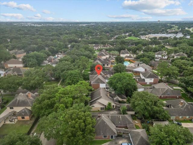 1907 Sandy Schoals Drive, League City, TX 77573