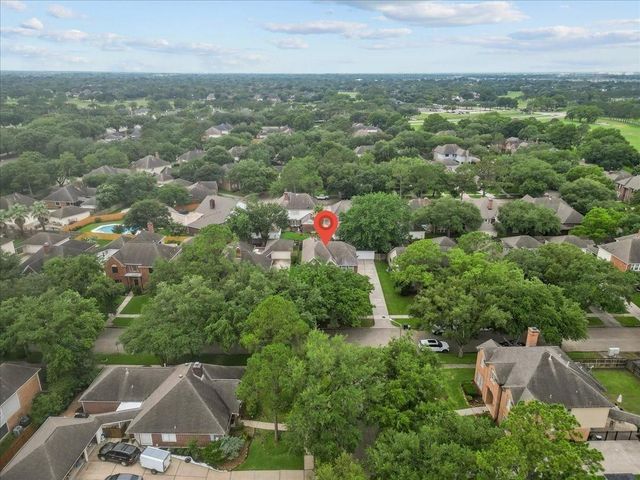1907 Sandy Schoals Drive, League City, TX 77573