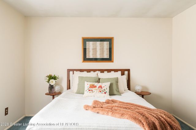 2111 Northwest Avenue, Lansing, MI 48906