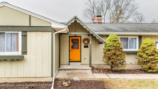 2111 Northwest Avenue, Lansing, MI 48906