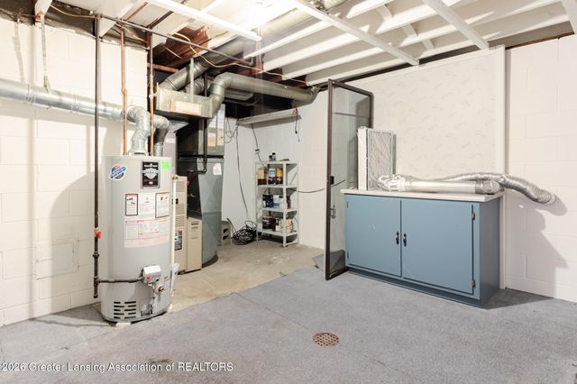 2111 Northwest Avenue, Lansing, MI 48906