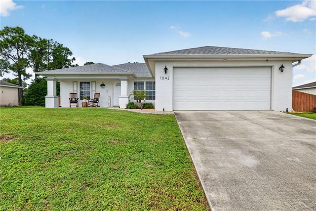 1042 Harwood AVE S, Lehigh Acres, FL 33974
