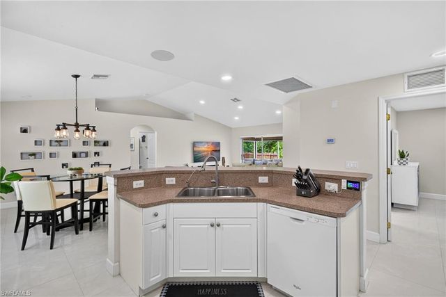1042 Harwood AVE S, Lehigh Acres, FL 33974