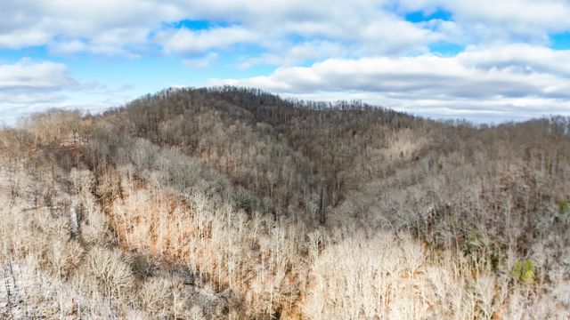 470 Little Bull Creek Road, Woollum, KY 40906