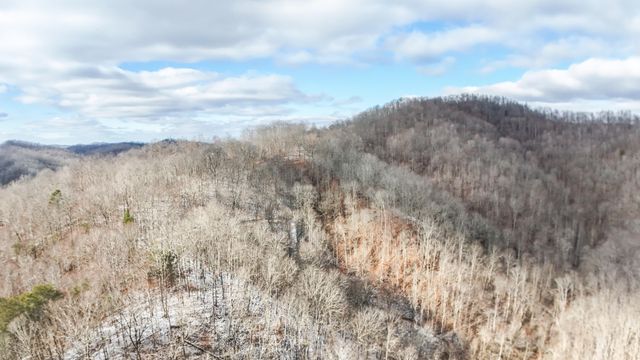 470 Little Bull Creek Road, Woollum, KY 40906