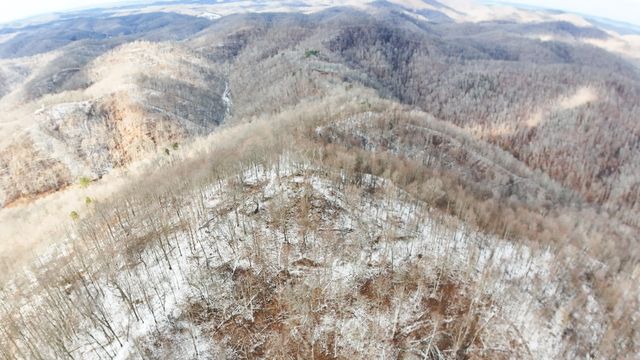 470 Little Bull Creek Road, Woollum, KY 40906