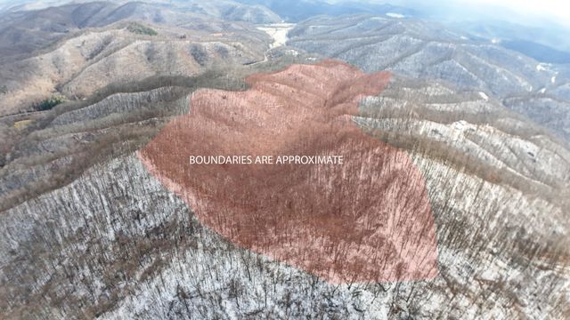 470 Little Bull Creek Road, Woollum, KY 40906