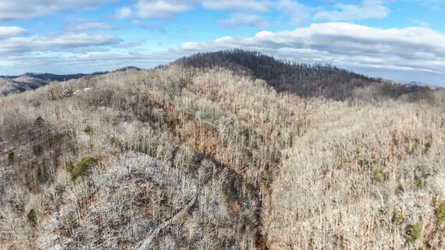 470 Little Bull Creek Road, Woollum, KY 40906