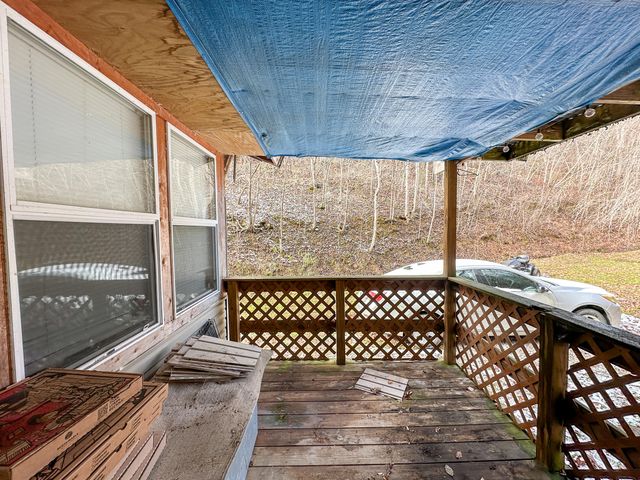 470 Little Bull Creek Road, Woollum, KY 40906