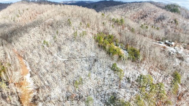 470 Little Bull Creek Road, Woollum, KY 40906