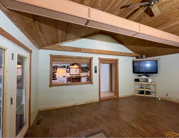 470 Little Bull Creek Road, Woollum, KY 40906