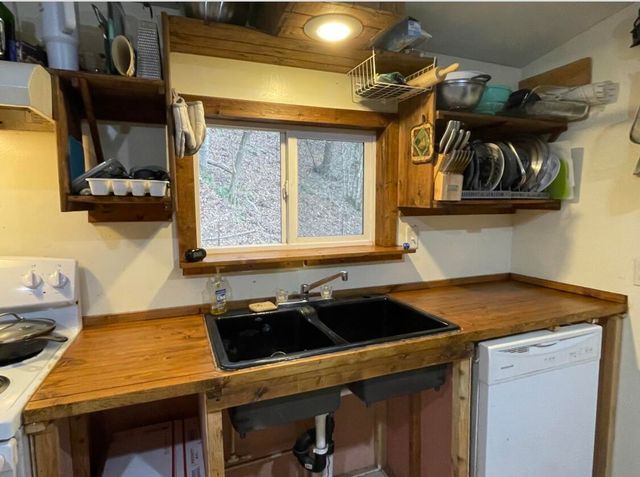 470 Little Bull Creek Road, Woollum, KY 40906