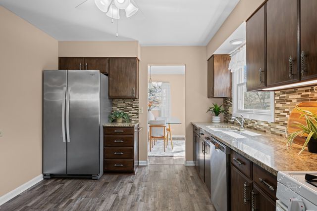 2935 Shepherd Court, Woodridge, IL 60517