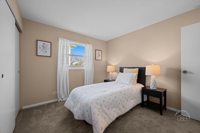 2935 Shepherd Court, Woodridge, IL 60517