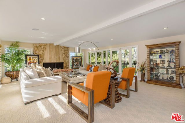 4968 Queen Florence Lane, Woodland Hills (los Angeles), CA 91364