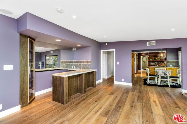 4968 Queen Florence Lane, Woodland Hills (los Angeles), CA 91364
