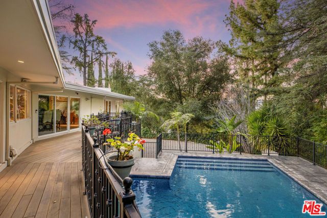 4968 Queen Florence Lane, Woodland Hills (los Angeles), CA 91364