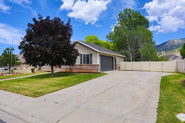 664 N 200 E, Santaquin, UT 84655