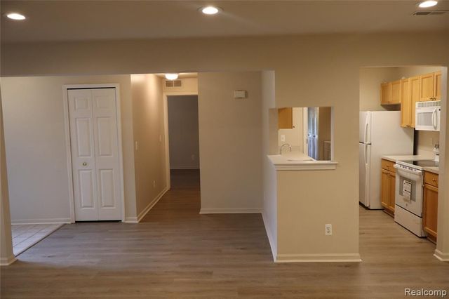 4580 Berkshire Drive, Sterling Heights, MI 48314