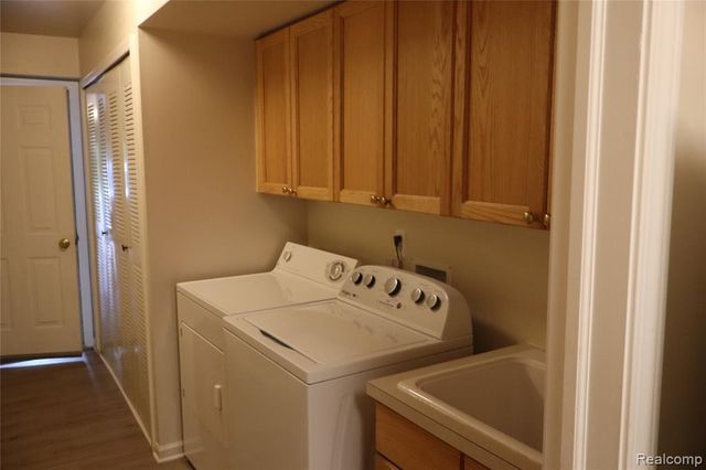 4580 Berkshire Drive, Sterling Heights, MI 48314