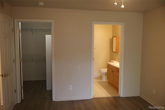 4580 Berkshire Drive, Sterling Heights, MI 48314