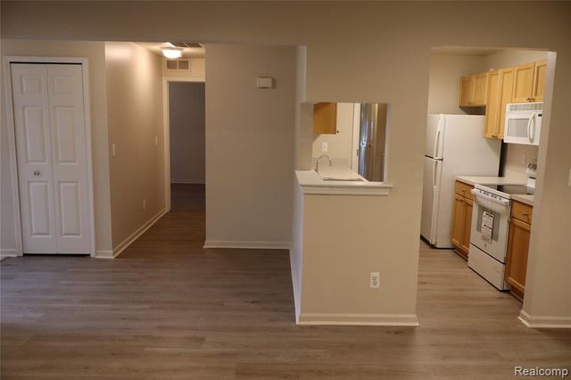 4580 Berkshire Drive, Sterling Heights, MI 48314