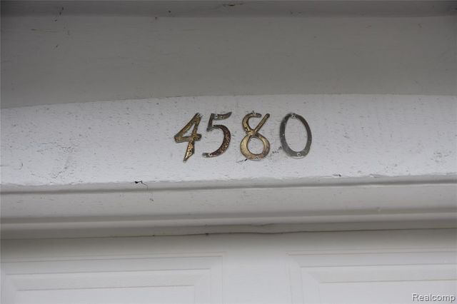 4580 Berkshire Drive, Sterling Heights, MI 48314