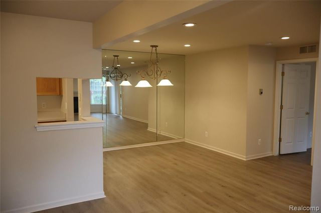 4580 Berkshire Drive, Sterling Heights, MI 48314