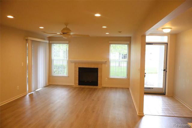 4580 Berkshire Drive, Sterling Heights, MI 48314
