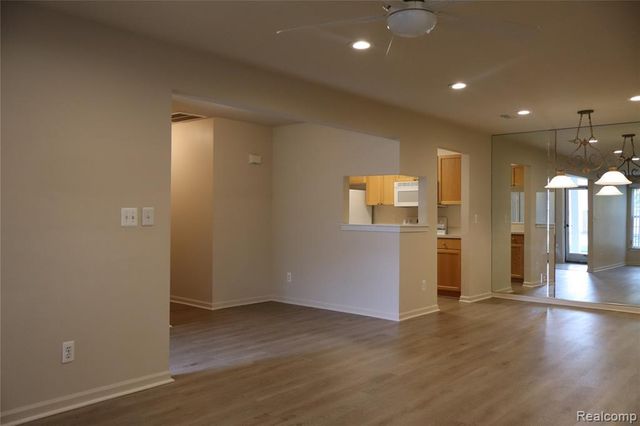 4580 Berkshire Drive, Sterling Heights, MI 48314