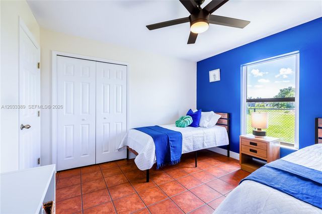 2724 SW 1st Ter, Cape Corner NA, Cape Coral, FL 33991