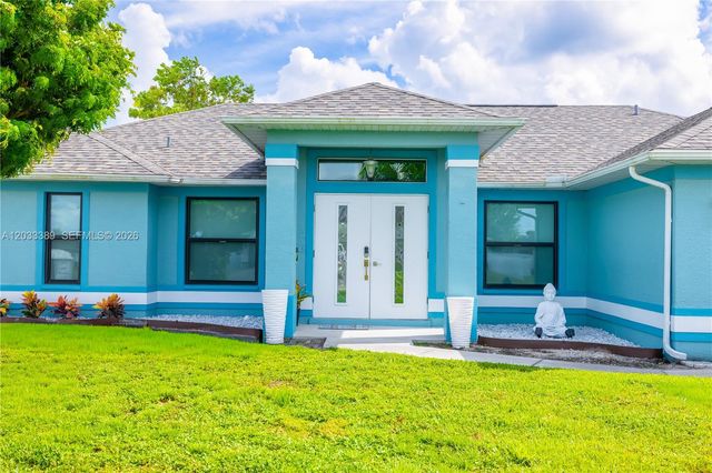 2724 SW 1st Ter, Cape Corner NA, Cape Coral, FL 33991