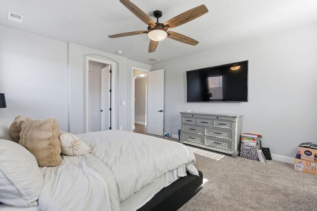 4400 Skyline Loop NE, Rio Rancho, NM 87144