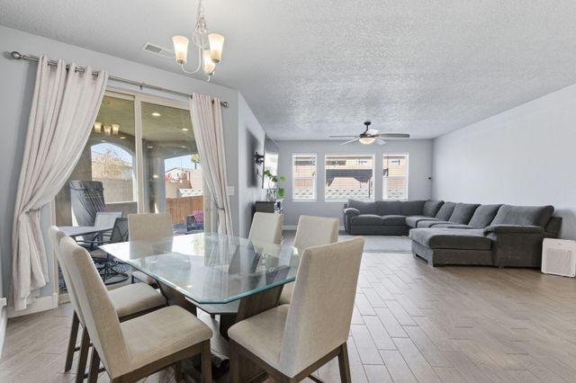 4400 Skyline Loop NE, Rio Rancho, NM 87144