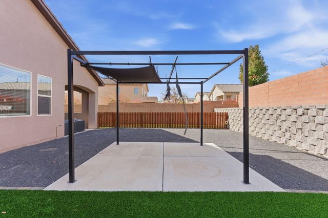 4400 Skyline Loop NE, Rio Rancho, NM 87144