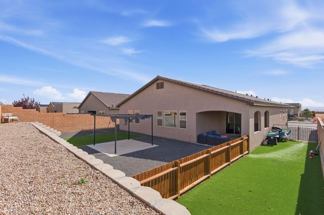 4400 Skyline Loop NE, Rio Rancho, NM 87144