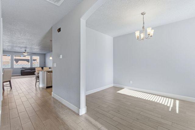 4400 Skyline Loop NE, Rio Rancho, NM 87144