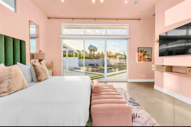 2100 E Sahara Road, Palm Springs, CA 92262