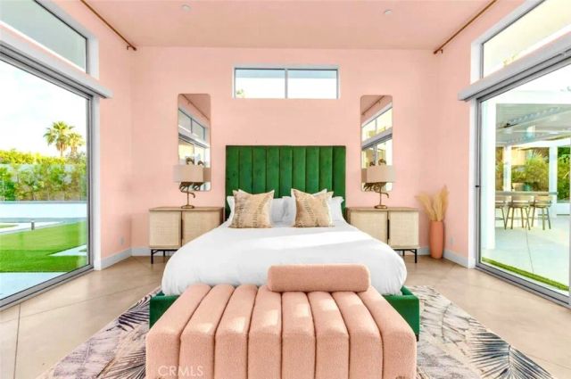 2100 E Sahara Road, Palm Springs, CA 92262