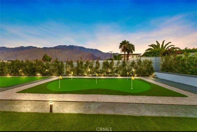 2100 E Sahara Road, Palm Springs, CA 92262