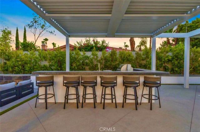 2100 E Sahara Road, Palm Springs, CA 92262