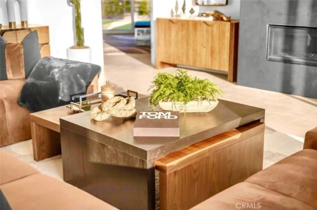 2100 E Sahara Road, Palm Springs, CA 92262