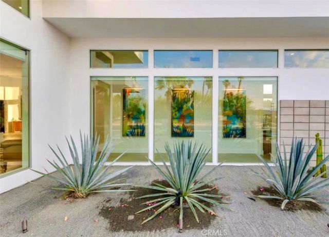 2100 E Sahara Road, Palm Springs, CA 92262