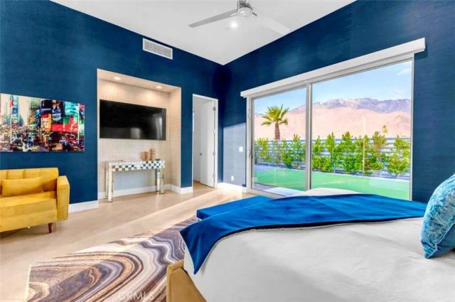 2100 E Sahara Road, Palm Springs, CA 92262