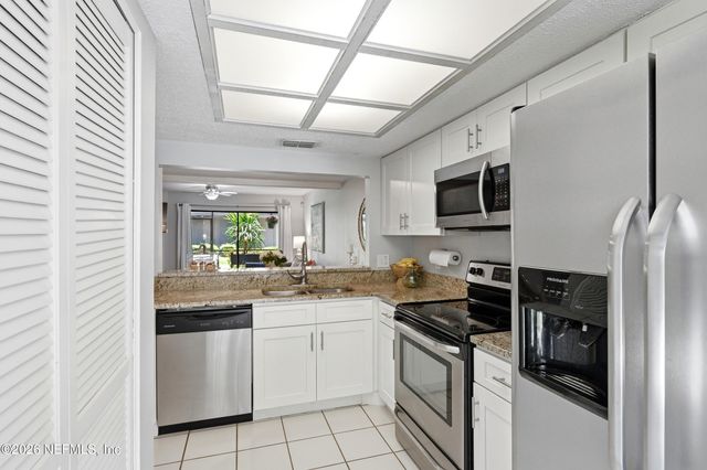 155 CRANES LAKE Drive, Ponte Vedra Beach, FL 32082