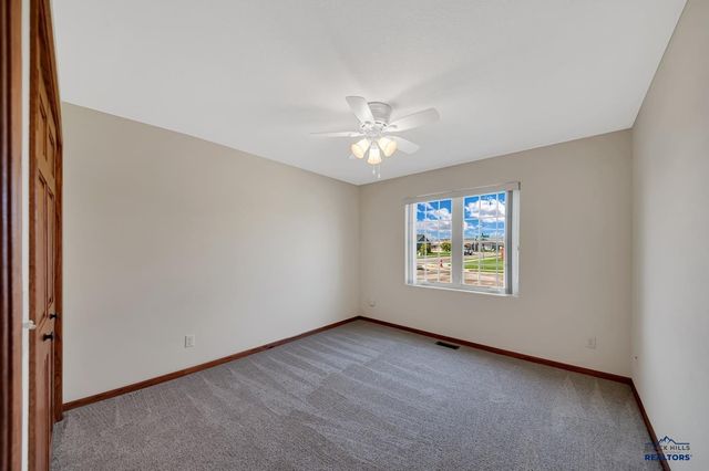 2960 OLIVE GROVE CT, Rapid City, SD 57703