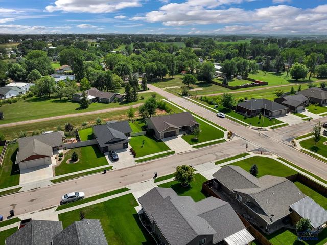 2960 OLIVE GROVE CT, Rapid City, SD 57703