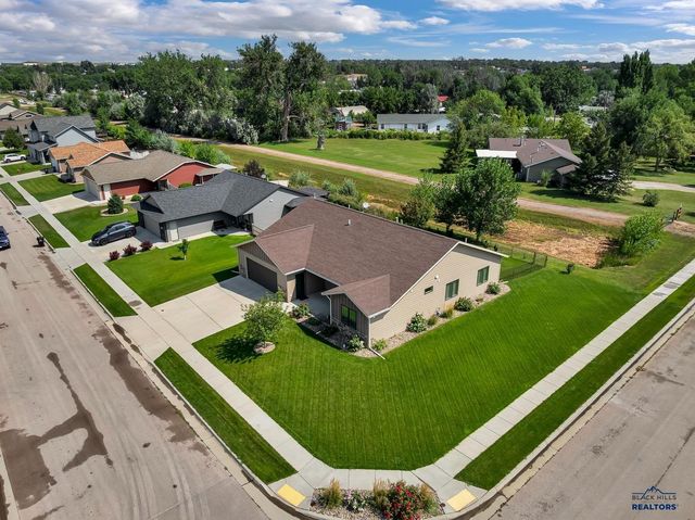 2960 OLIVE GROVE CT, Rapid City, SD 57703