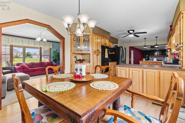 47568 Middle Ridge Road, Amherst, OH 44001
