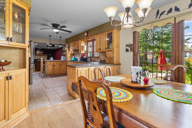 47568 Middle Ridge Road, Amherst, OH 44001